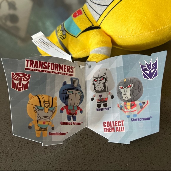 Transformers More Than Meets The Eye BUMBLEBEE Plush / Hasbro / 7” / BRAND NEW - Picture 14 of 15